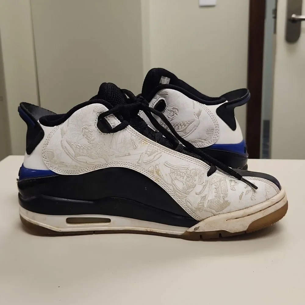 Nike this pair